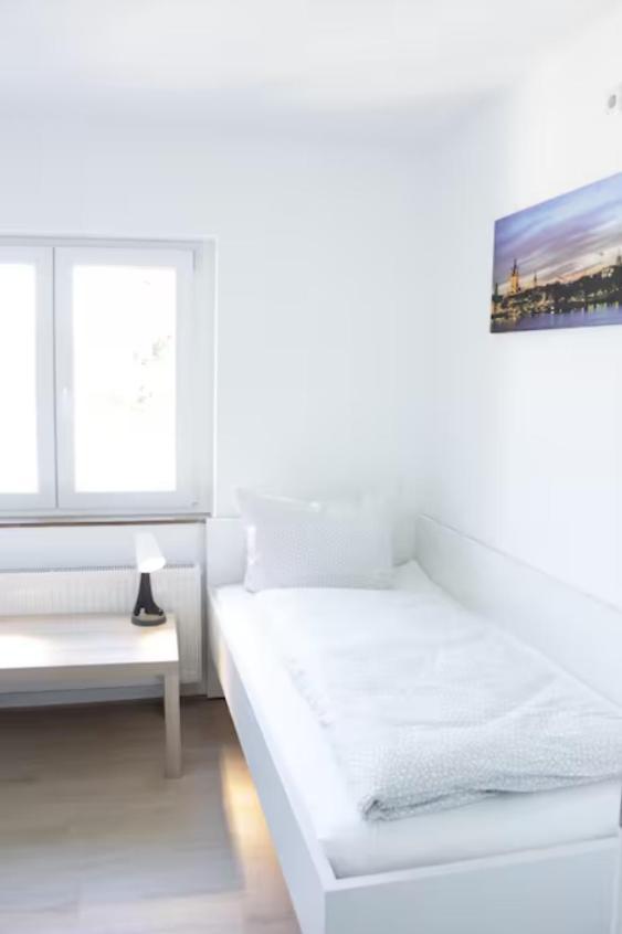 Beautiful Airportflats Near Apartment Cologne